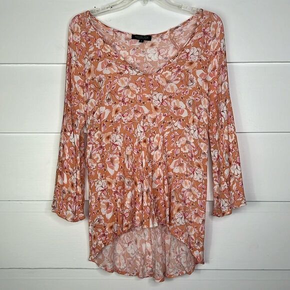 Rachel Zoe High Low Floral Boho Blouse with Bell Sleeves Size Small - Picture 2 of 11